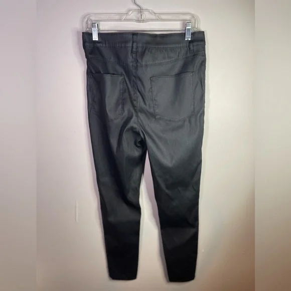 DENIM & CO. Black Denim 5 Pocket Pull-on Straight-Leg Jeggings Womens size 10 - Picture 12 of 12